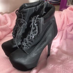 Boot high heels